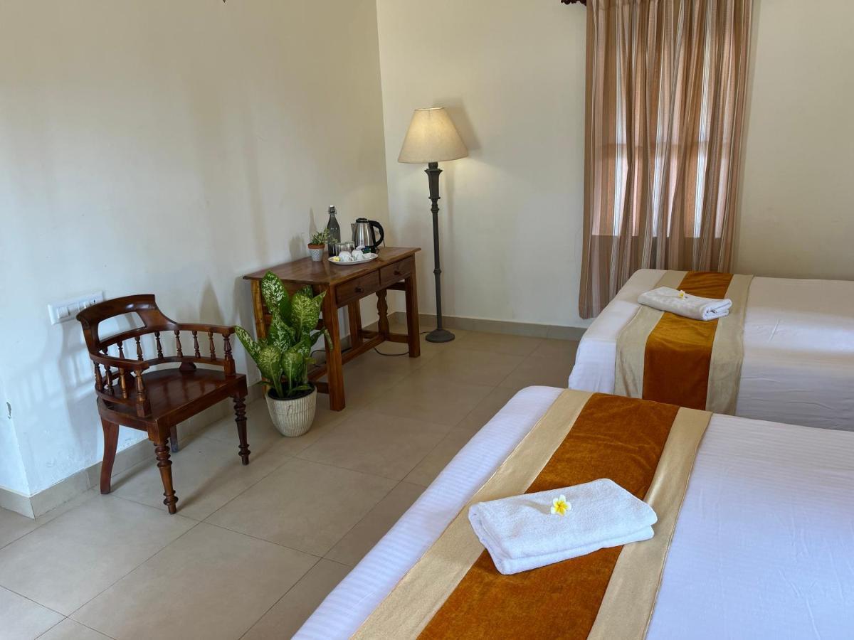 Santa Maria, Trivandrum - An Airport Boutique By The Sea Bed & Breakfast Thiruvananthapuram Bagian luar foto