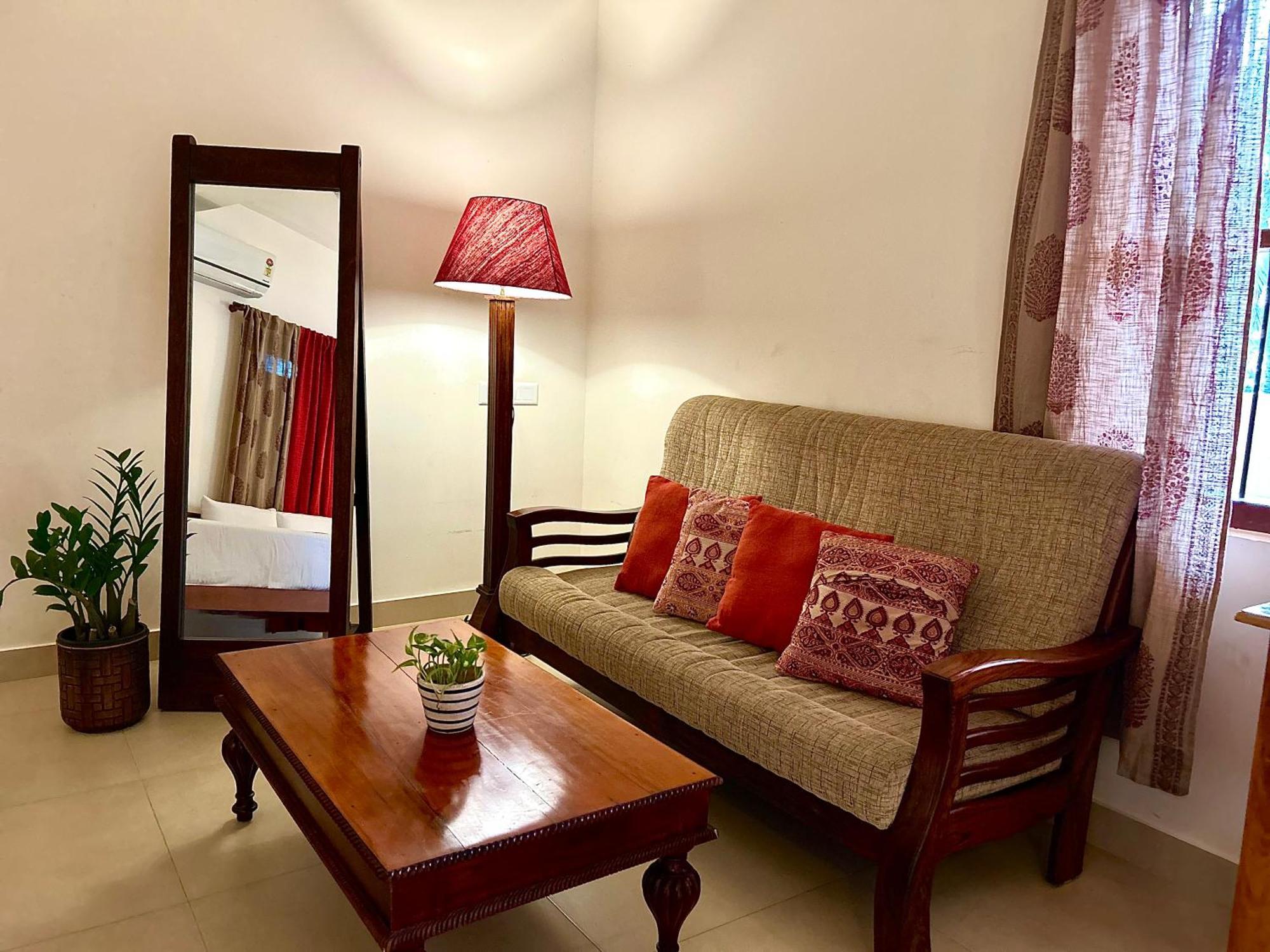 Santa Maria, Trivandrum - An Airport Boutique By The Sea Bed & Breakfast Thiruvananthapuram Bagian luar foto