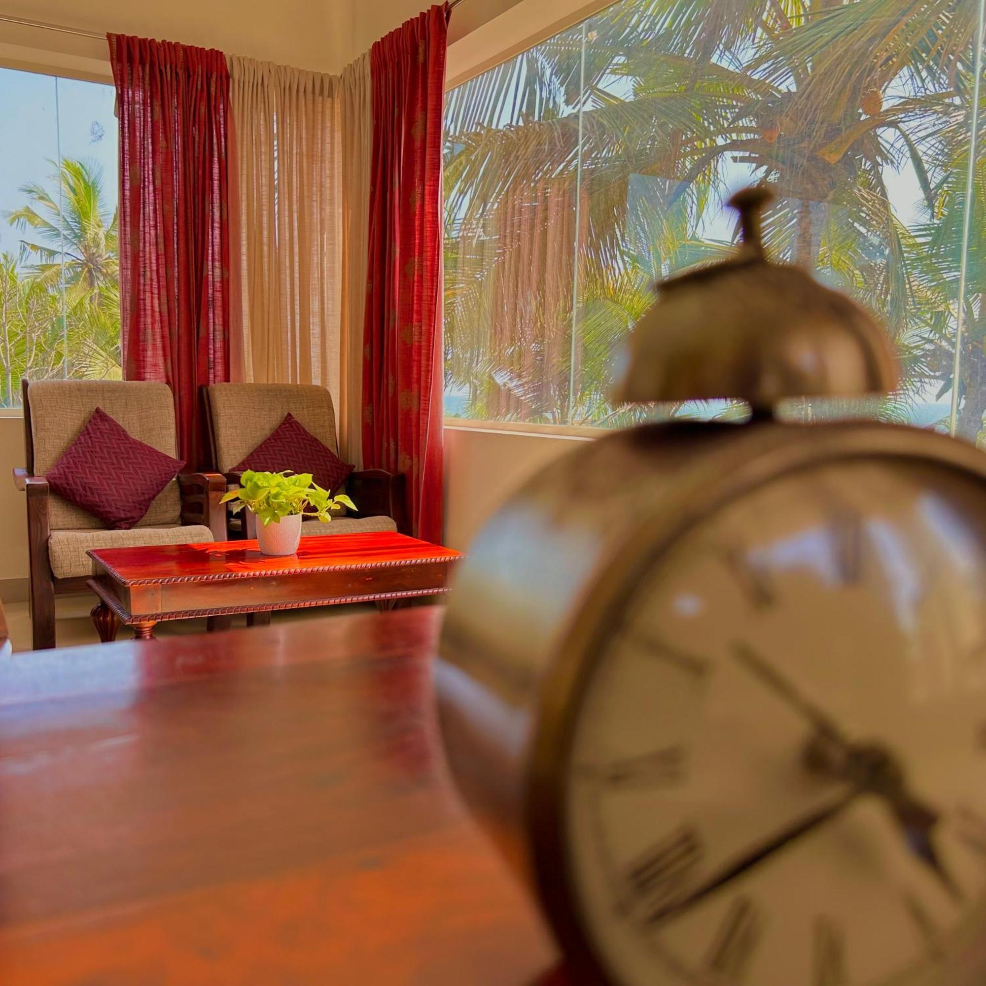Santa Maria, Trivandrum - An Airport Boutique By The Sea Bed & Breakfast Thiruvananthapuram Bagian luar foto