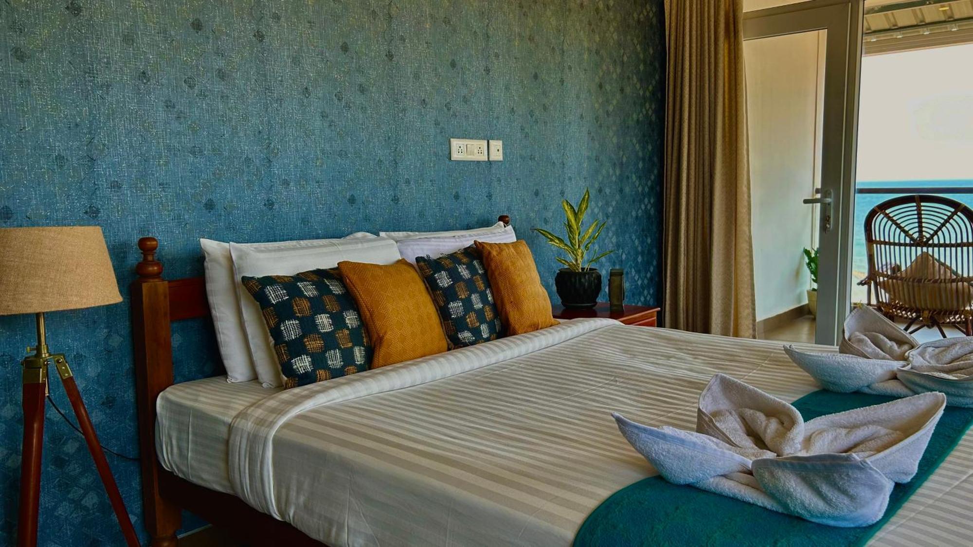 Santa Maria, Trivandrum - An Airport Boutique By The Sea Bed & Breakfast Thiruvananthapuram Bagian luar foto